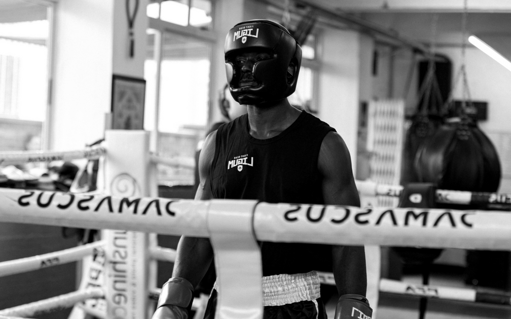 How To Use A Boxing Bag For Maximum Strength And Fitness Ligum Fight Gear